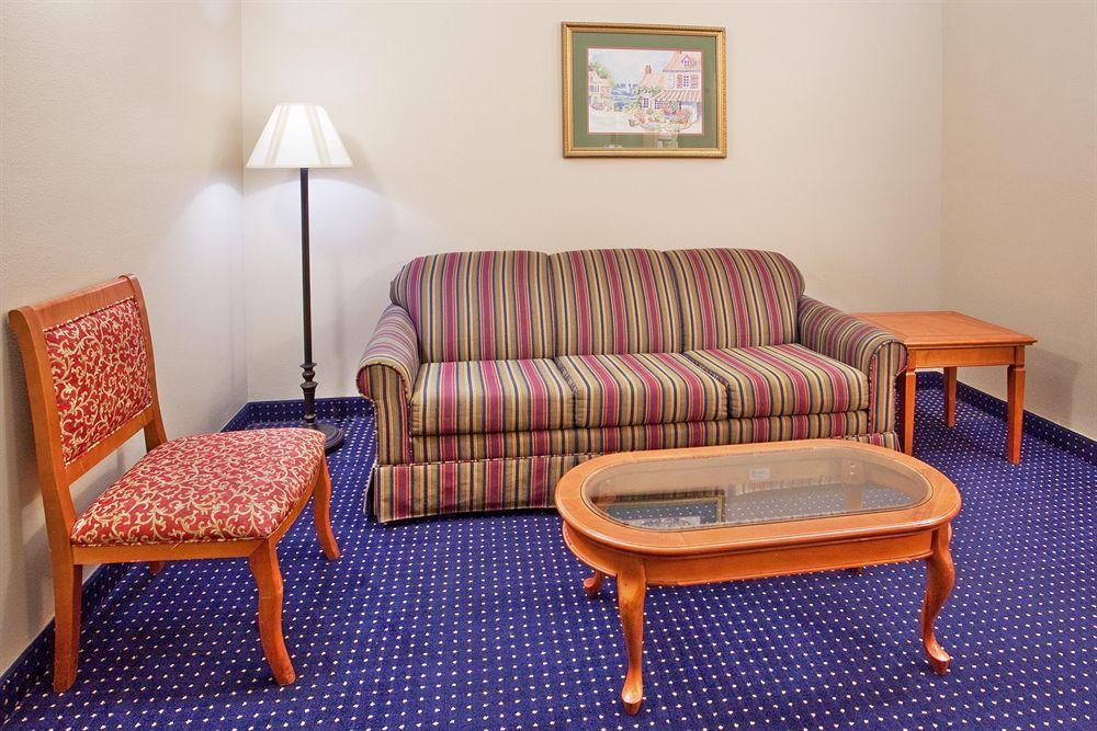 Savannah Gateway Hotel & Suites Chambre photo